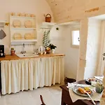 בית הארחה Trulli Lithos