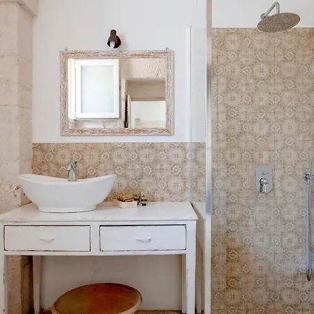 Trulli Lithos 3*