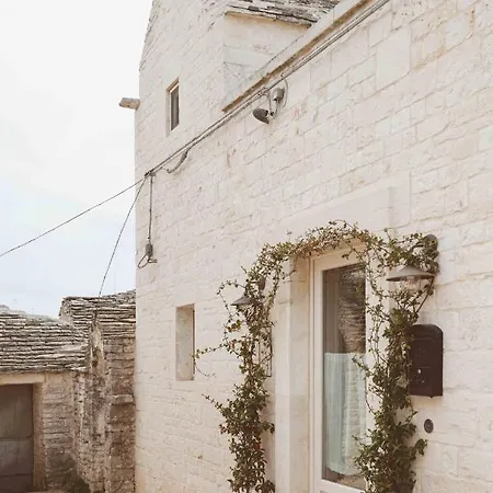 Trulli Lithos Guest house