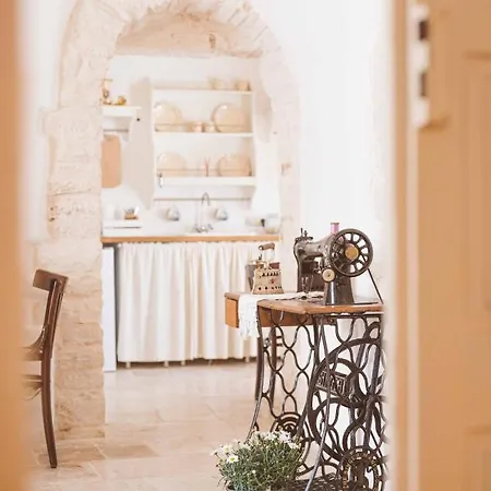 Trulli Lithos Guest house