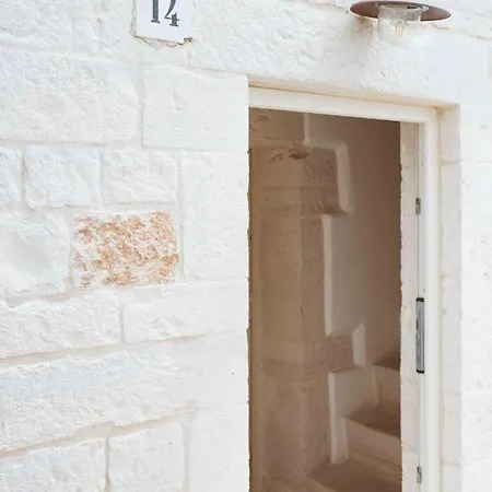 Trulli Lithos Guest house 2*