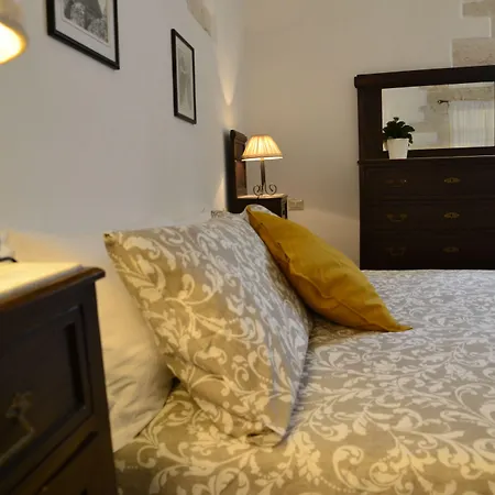 Trulli Lithos Pensjonat 3*