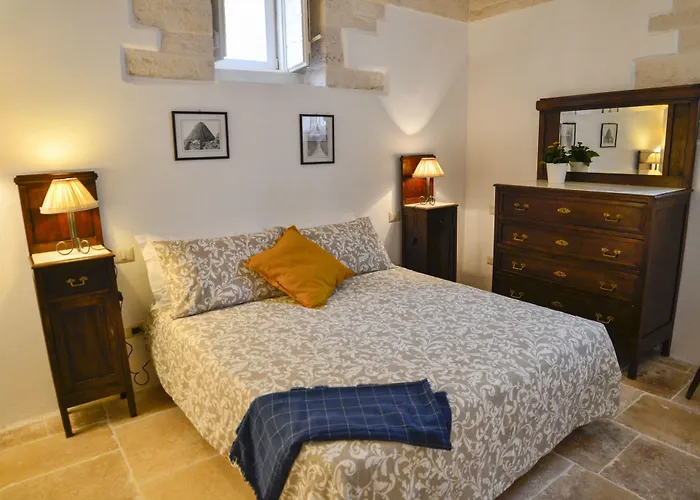 Trulli Lithos Guest house 3*