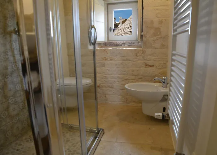 Trulli Lithos Guest house